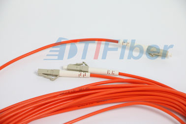 3.0mm G657A Fiber Kablo ile FTTH LC / APC 1 X 2 ayırıcı optik fiber